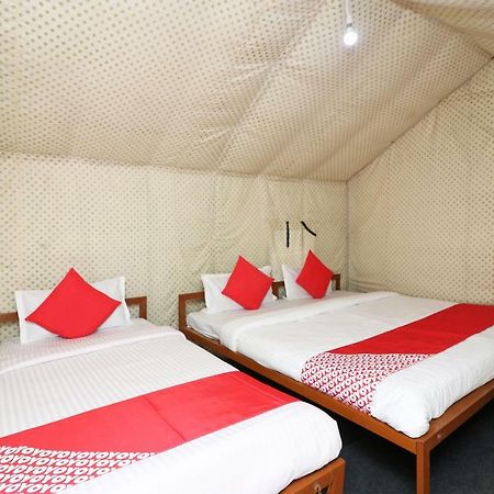 Oyo 23439 Tapovan Heights Camp & Resort Narendra Nagar Buitenkant foto