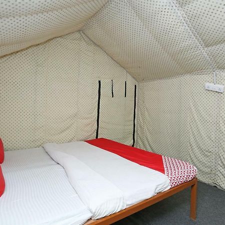 Oyo 23439 Tapovan Heights Camp & Resort Narendra Nagar Buitenkant foto
