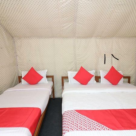 Oyo 23439 Tapovan Heights Camp & Resort Narendra Nagar Buitenkant foto