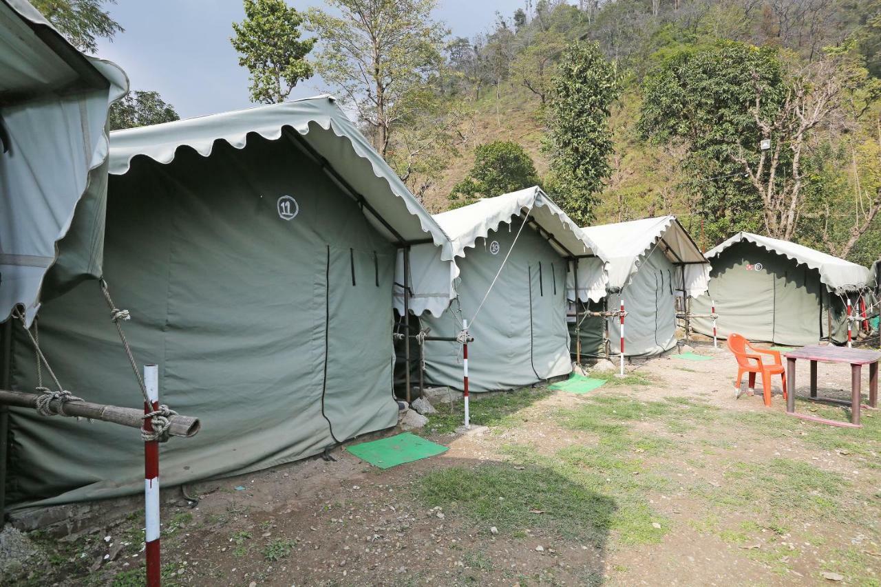 Oyo 23439 Tapovan Heights Camp & Resort Narendra Nagar Buitenkant foto