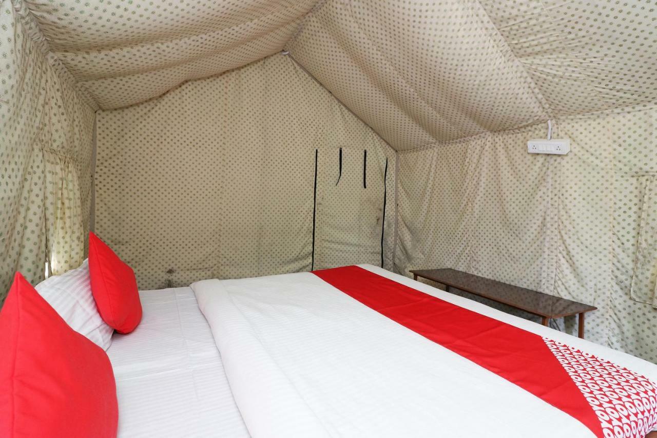 Oyo 23439 Tapovan Heights Camp & Resort Narendra Nagar Buitenkant foto